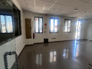 Nave industrial en Av Castilla 21