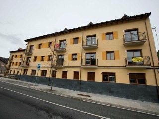 Dúplex y garaje en Av de la Vall, Sant Pau de Segúries (Girona) 3