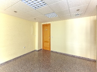 Oficina en Av El Vedat 11