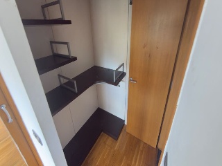 Piso en C/ Guillem de Muntanyans 8