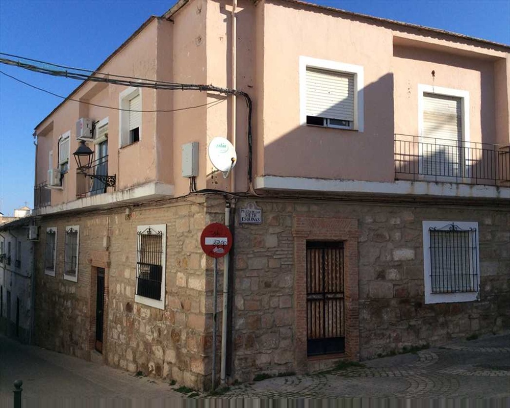 Edificio en C/ Ayala, Linares (Jaén)