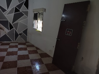 Piso en C/ Esturión, Sevilla 2