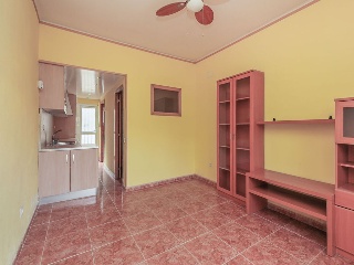Estudio en Av Ferrocarril 3