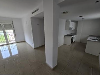 Piso con trastero en C/ Oscar Esplá 3