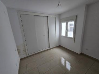 Piso con trastero en C/ Oscar Esplá 6