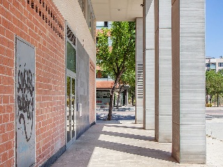 Local en C/ Sergio López Saz, Zaragoza 27