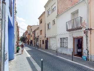 Casa adosada en C/ Josep María de Sagarra, Salt (Girona)  17