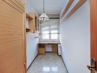 Casa adosada en C/ Josep María de Sagarra, Salt (Girona)  31