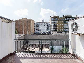 Casa adosada en C/ Josep María de Sagarra, Salt (Girona)  47