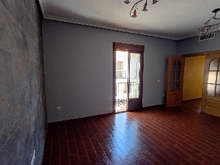 Piso con garaje en C/ Manuel de Falla 6