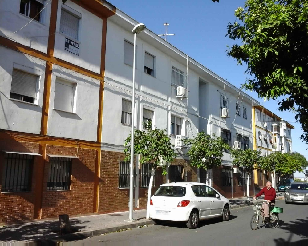 Piso en C/ Alberto Lista, La Rinconada (Sevilla)
