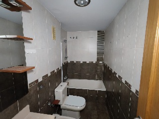 Piso con trastero en C/ Teodoro Llorente, Sagunto/Sagunt (Valencia) 12