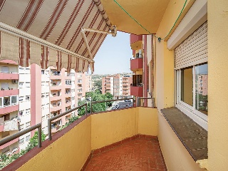 Pisos y dúplex en C/ Hernán Cortés 20