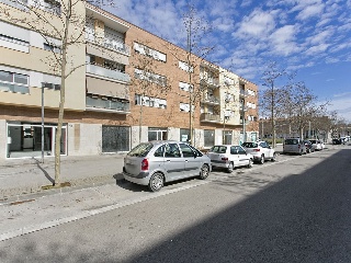 12183-0001 3