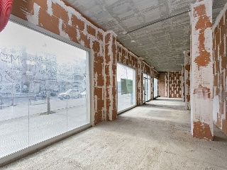12183-0001 14