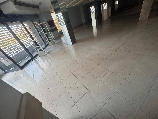 Locales con garaje en C/ Cardenal Cisneros 5