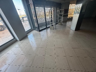 Locales con garaje en C/ Cardenal Cisneros 25