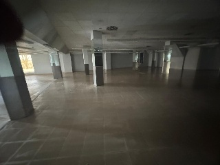 Locales con garaje en C/ Cardenal Cisneros 28