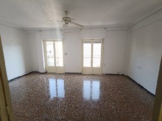 Piso en C/ Fernanda Santamaría - Elche - Alicante 2