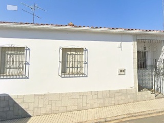 Unifamiliar en venta en Olivenza de 99  m²