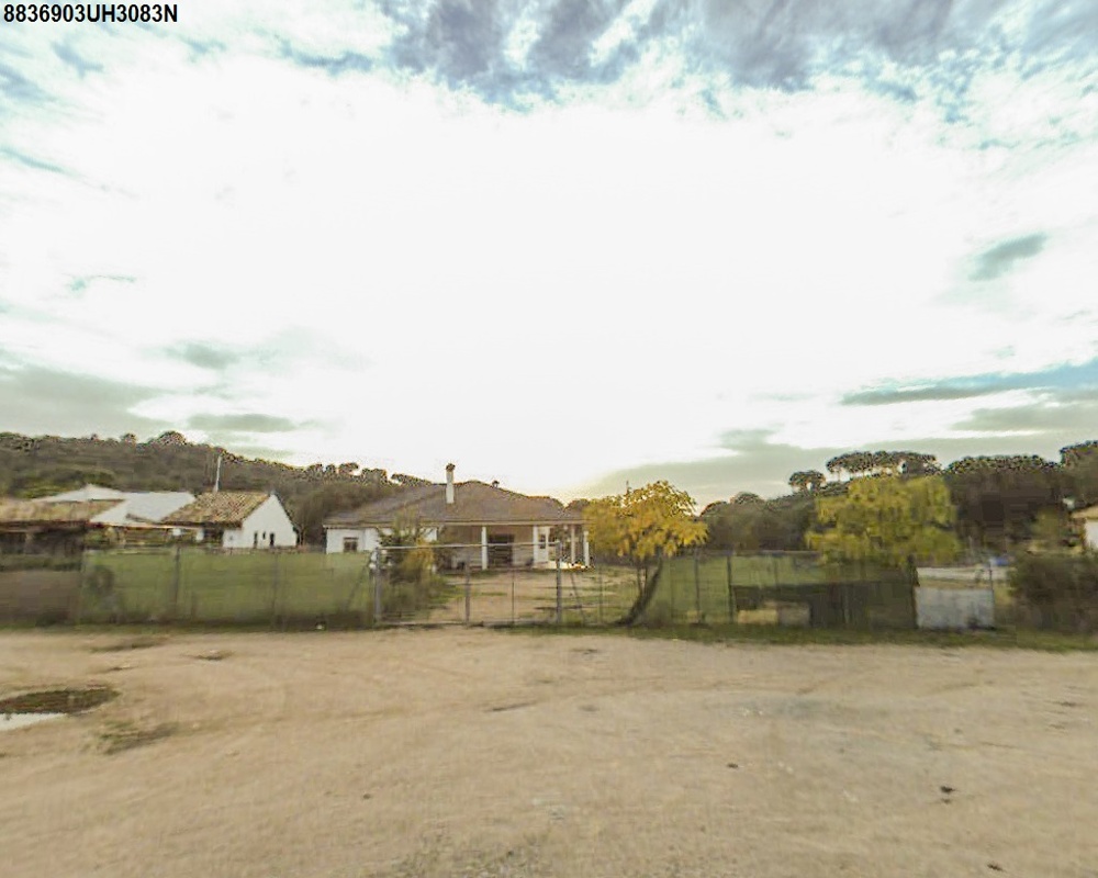 Chalet independiente en Av Juan Cano (Las Jaras) Córdoba