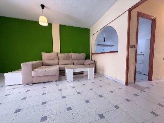 Piso con garaje en Torrevieja 6