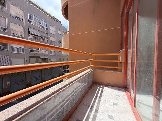 Piso con garaje en Torrevieja 12