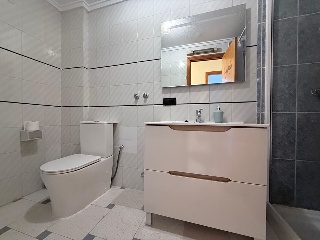 Piso con garaje en Torrevieja 38