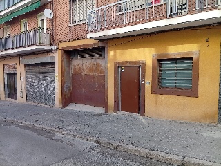 Local en C/ Fernando Mora  11