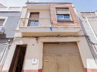 Casa adosada en C/ Cruz 3