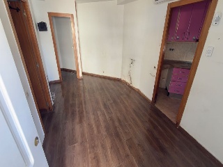Piso en C/ Mosen Tatcher - Terrassa - 3