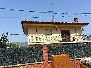 Chalet independiente situado en Rieral de Bigues 2