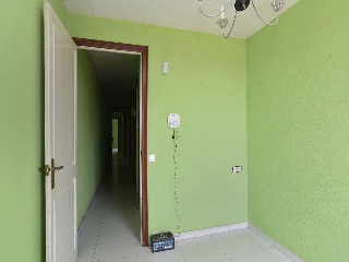 Piso y trastero en Cr Hospitalet, Cornellà de Llobregat (Barcelona) 7