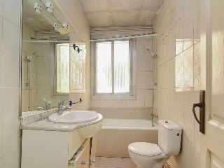 Piso y trastero en Cr Hospitalet, Cornellà de Llobregat (Barcelona) 15