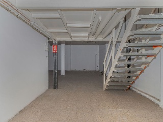 Local en C/ Palauet - Lleida - 17