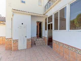 Chalet adosado en C/ Veguilla 5