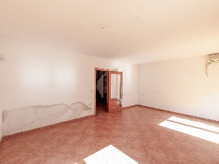 Chalet adosado en C/ Veguilla 9