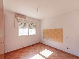 Chalet adosado en C/ Veguilla 17