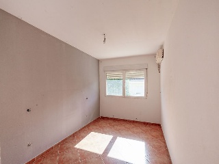 Chalet adosado en C/ Veguilla 19
