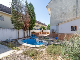 Chalet adosado en C/ Veguilla 29