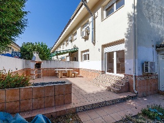 Chalet adosado en C/ Veguilla 32