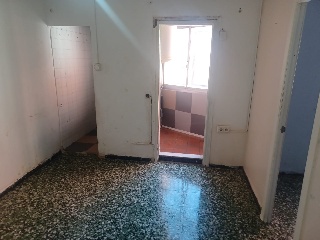 Piso en C/ Sant Jordi, Santa Coloma de Gramenet (Barcelona) 5