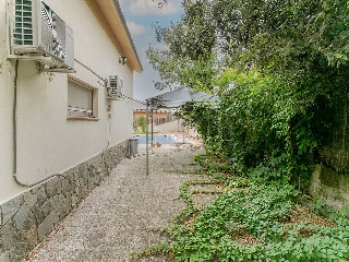 Chalet independiente en Terrassa 71
