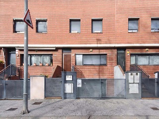 Chalet adosado en C/ Bartomeu Serret i ArgemiGranollers (Barcelona)  23