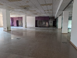 Locales y garajes en C/ Francesc Maciá - Sabadell - Barcelona 9