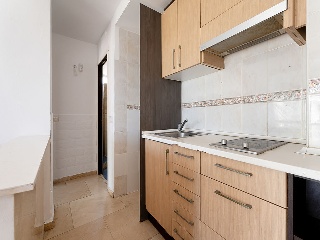 Apartamento en C/ Alhamar 36