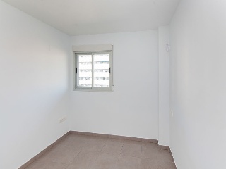 Vivienda en C/ Plus Ultra 42