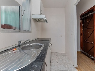 Piso en C/ Albino Hernández Lázaro, Madrid 38