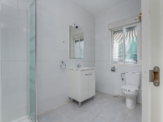 Piso en C/ Albino Hernández Lázaro, Madrid 46