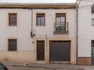 Garaje y trastero en C/ Antonio Machado 2